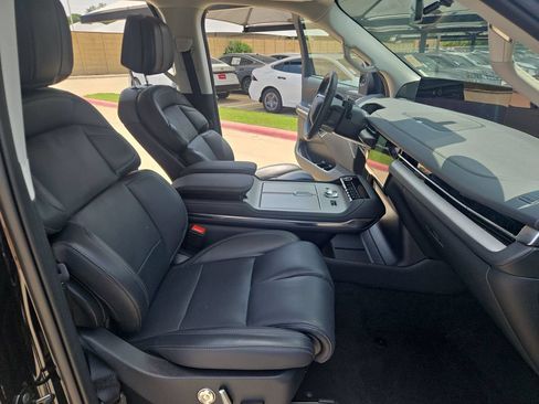 Used 2026 Lincoln Navigator Reserve AWD/4WD image 15