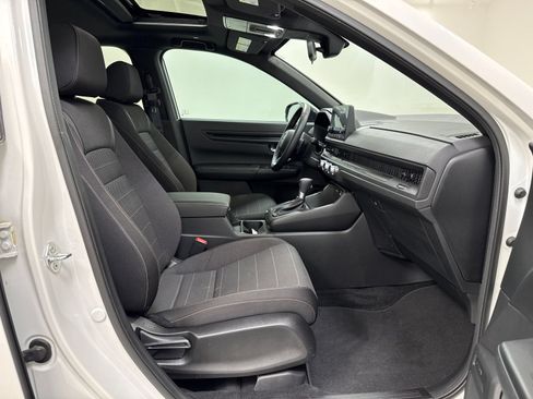 Used 2025 Honda CR-V Sport image 30