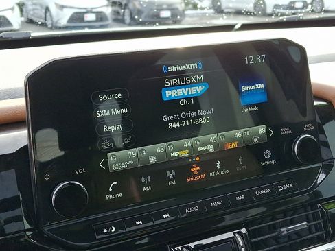 Used 2023 Nissan Pathfinder Platinum image 18