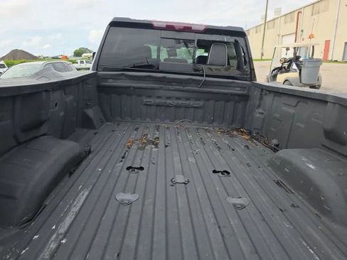 Used 2024 GMC Sierra 3500 Denali Ultimate AWD/4WD image 6