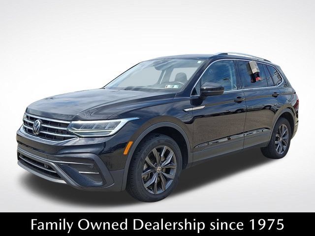 Used 2023 Volkswagen Tiguan SE FWD image 3