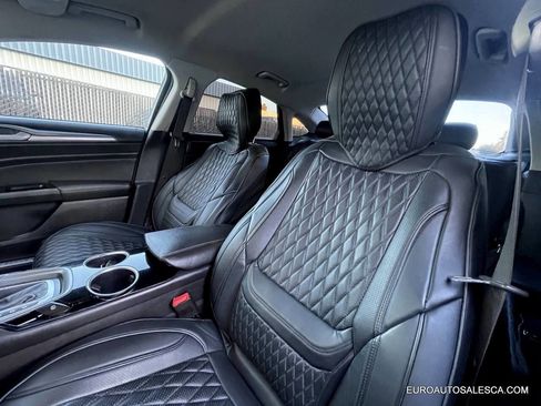 Used 2014 Ford Fusion Titanium image 26