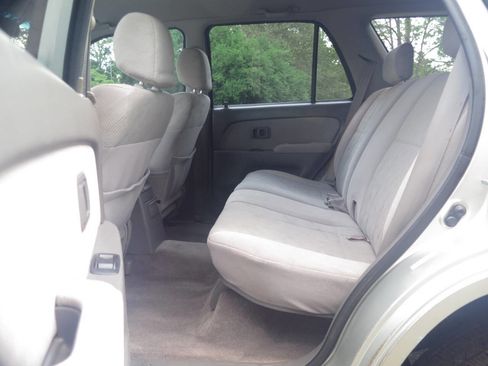 Used 2001 Toyota 4Runner SR5 RWD image 13