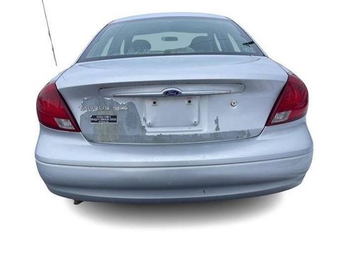 Used 2000 Ford Taurus SES image 4