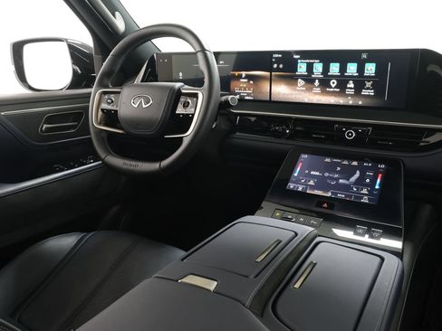 Used 2026 INFINITI QX80 4WD w/ Sport Exterior Package image 11