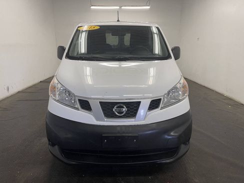 Used 2015 Nissan NV200 S w/ Back Door Glass Package FWD image 2