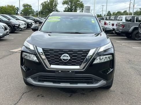 Certified 2023 Nissan Rogue SV w/ SV Premium B Package AWD/4WD image 2
