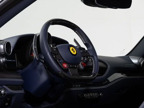 Used 2022 Ferrari F8 Tributo image 27