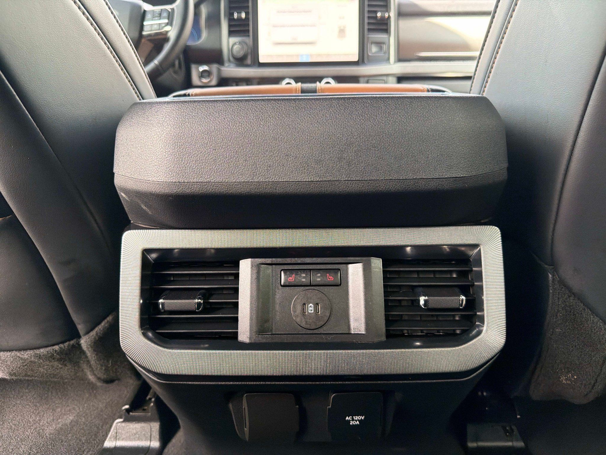Used 2024 Ford F350 Platinum AWD/4WD image 28