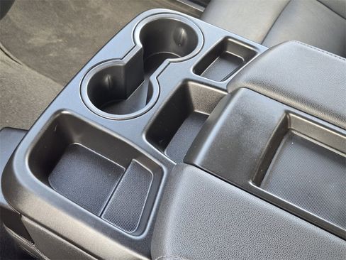 Certified 2024 GMC Sierra 1500 SLT image 15