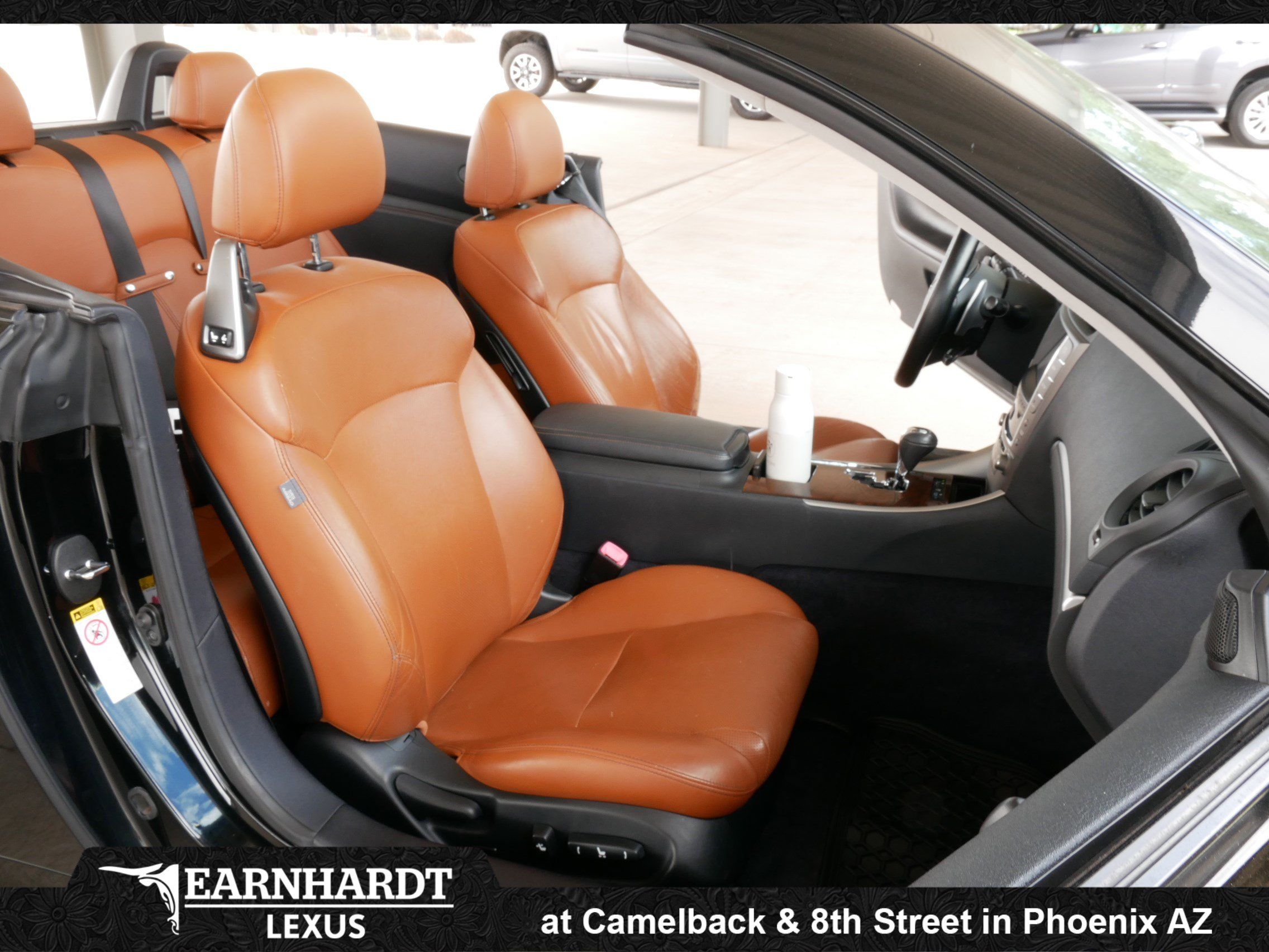 Used 2013 Lexus IS 350C w/ Luxury Pkg RWD image 3