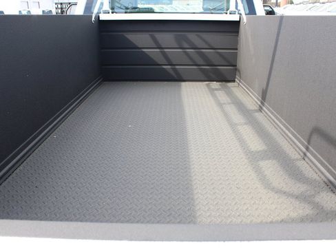 Used 2025 Ford F250 XL w/ XL Chrome Package RWD image 11