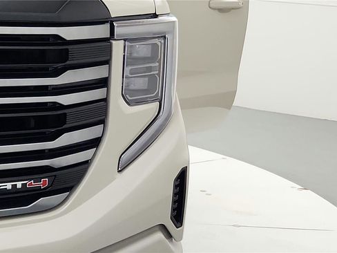 New 2026 GMC Sierra 1500 AT4 w/ AT4 Premium Package AWD/4WD image 41