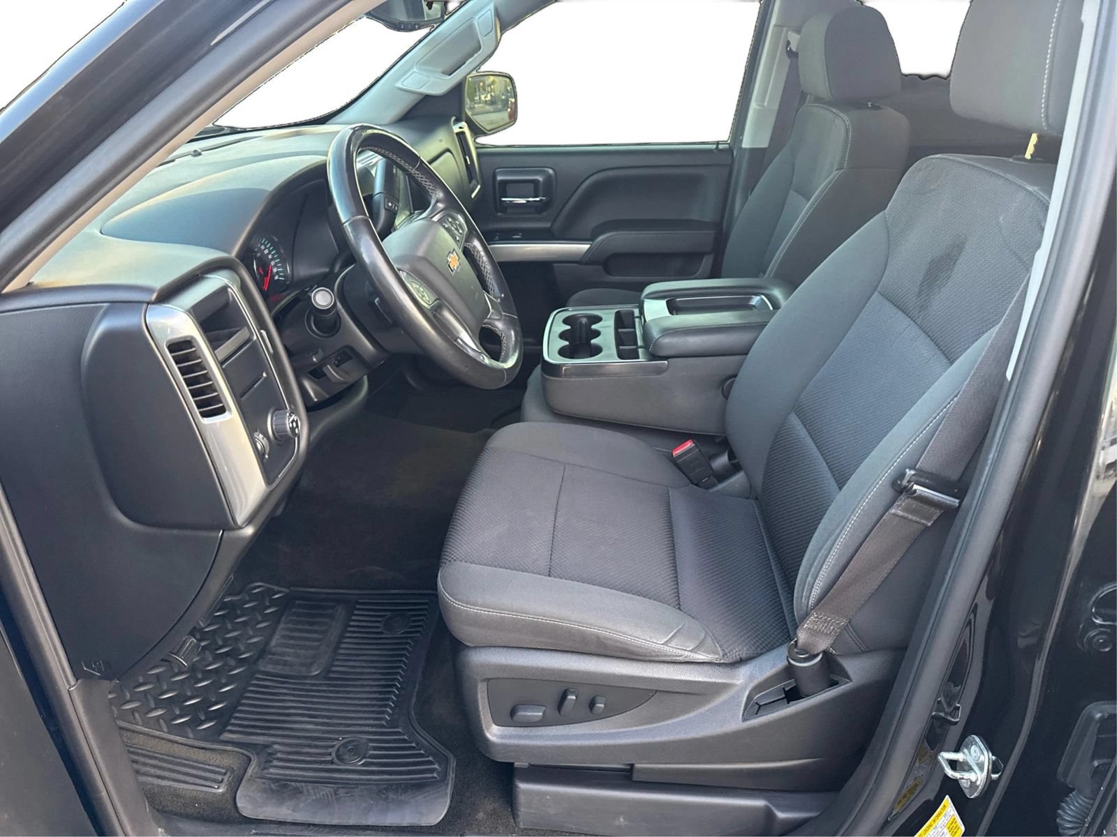 Used 2017 Chevrolet Silverado 1500 LT w/ All Star Edition RWD image 9