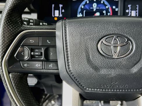 Used 2024 Toyota Tacoma SR5 RWD image 19