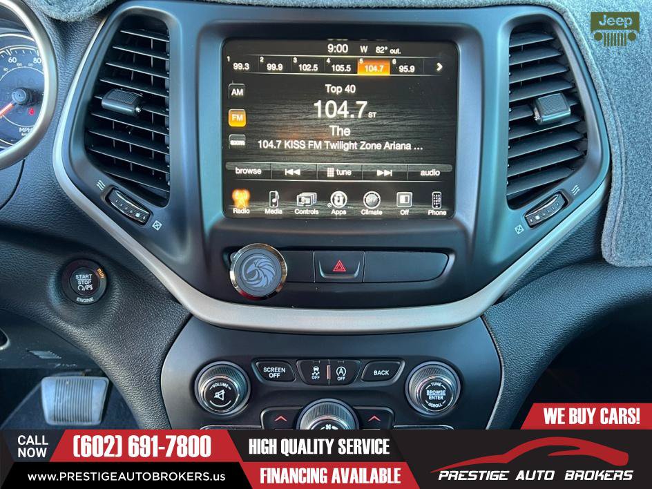 Used 2015 Jeep Cherokee Latitude w/ Comfort/Convenience Group FWD image 30