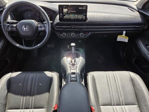 Used 2024 Honda HR-V EX-L image 8