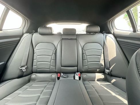 Used 2023 Kia Stinger GT2 image 44