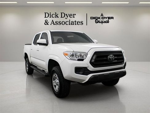 Used 2021 Toyota Tacoma SR image 1