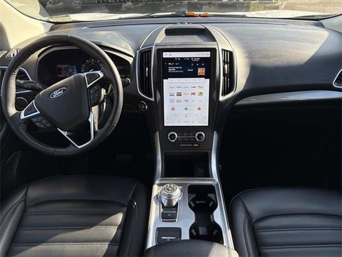 Certified 2024 Ford Edge SEL image 16