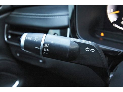 Used 2023 INFINITI QX60 Luxe w/ Performance Audio Package image 18