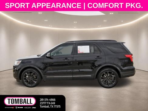 Used 2018 Ford Explorer XLT w/ Equipment Group 202A FWD image 4