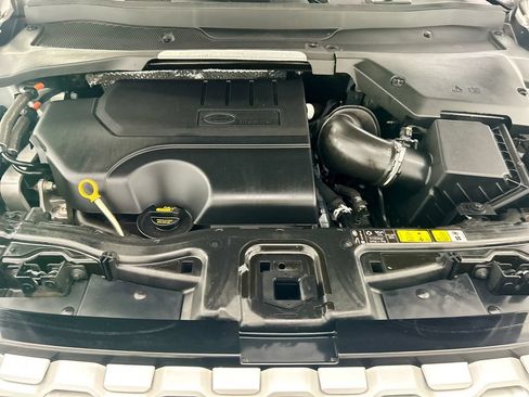 Used 2021 Land Rover Discovery Sport SE AWD/4WD image 27