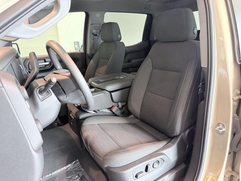 Used 2023 Chevrolet Silverado 1500 Custom Trail Boss w/ LPO, Dark Essentials Package AWD/4WD image 36