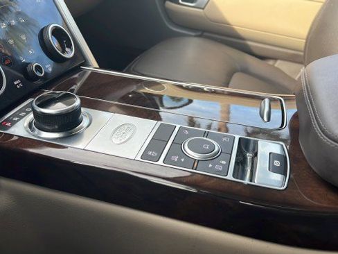 Used 2021 Land Rover Range Rover Westminster Edition image 21