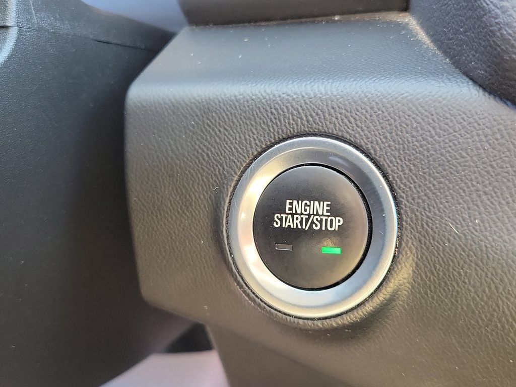 Used 2024 GMC Terrain SLT FWD image 34