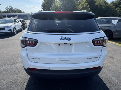 Used 2024 Jeep Compass Limited AWD/4WD image 6