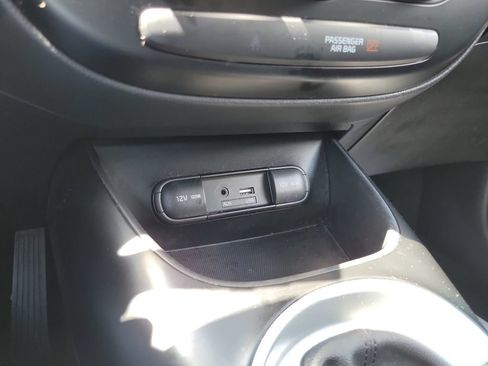 Used 2018 Kia Soul FWD image 26