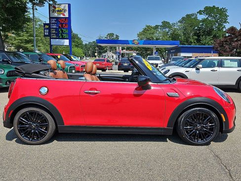 Used 2024 MINI Cooper S w/ Signature Upholstery Package FWD image 7