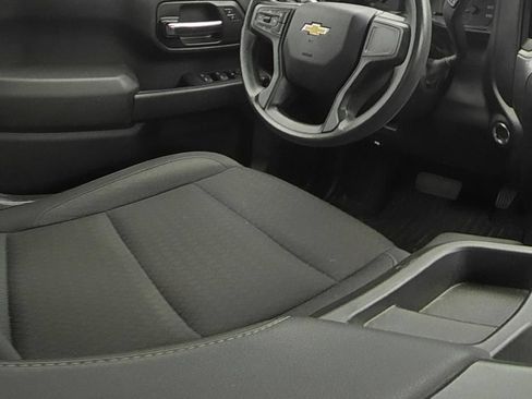 Used 2024 Chevrolet Silverado 2500 Custom w/ Custom Convenience Package AWD/4WD image 12