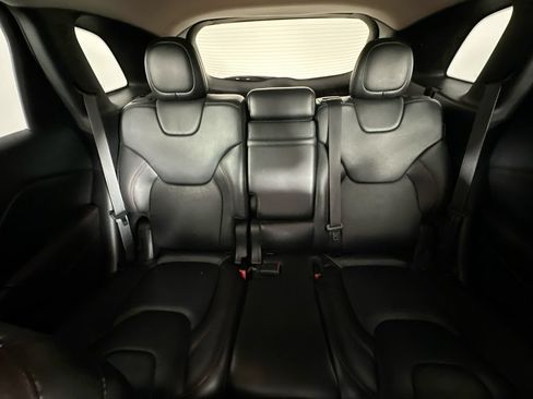 Used 2015 Jeep Cherokee Trailhawk w/ Leather Interior Group AWD/4WD image 13