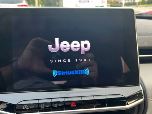 Used 2022 Jeep Compass Limited w/ Elite Group image 26