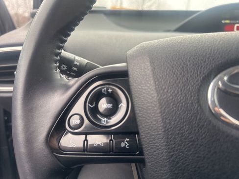 Used 2020 Toyota Prius Prime LE image 20