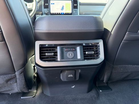 New 2025 Ford F350 Platinum image 32