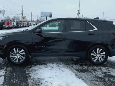 Certified 2024 Chevrolet Equinox LT w/ LPO, Floor Liner Package image 5