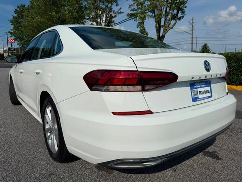Used 2020 Volkswagen Passat 2.0T SE FWD image 4