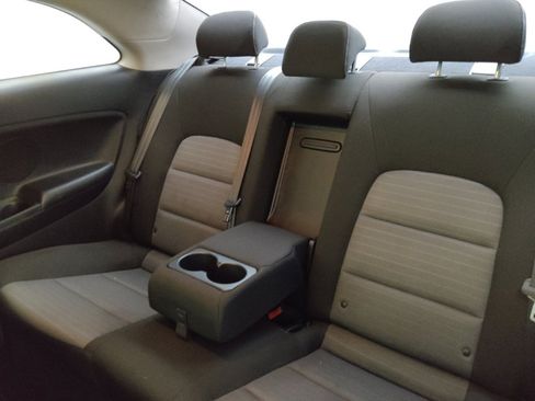 Used 2016 Kia Forte Koup EX image 18