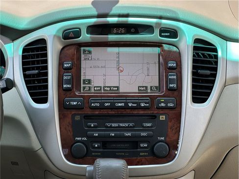Used 2007 Toyota Highlander Limited AWD/4WD image 23