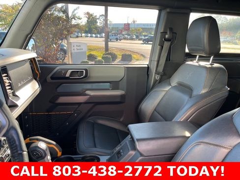 Used 2022 Ford Bronco Badlands image 10
