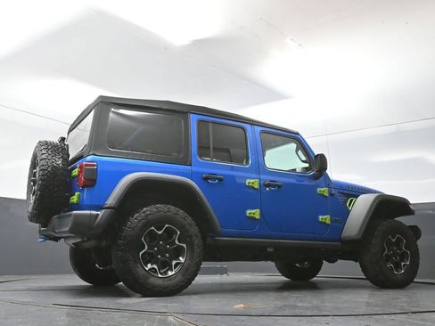 Used 2021 Jeep Wrangler Unlimited Rubicon 4xe w/ Cold Weather Group AWD/4WD image 24