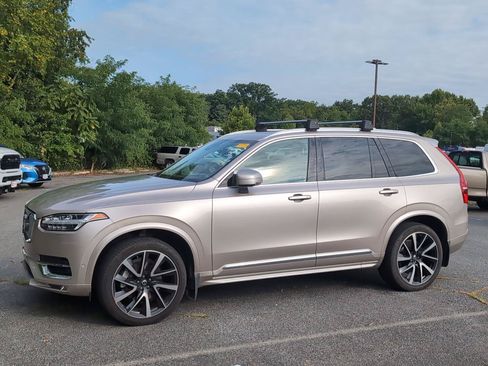 Used 2023 Volvo XC90 B6 Plus w/ Protection Package Premier AWD/4WD image 2