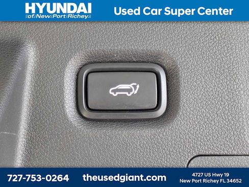 Certified 2023 Hyundai Santa Fe Limited image 13