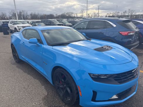 Used 2022 Chevrolet Camaro LT w/ RS Package image 20
