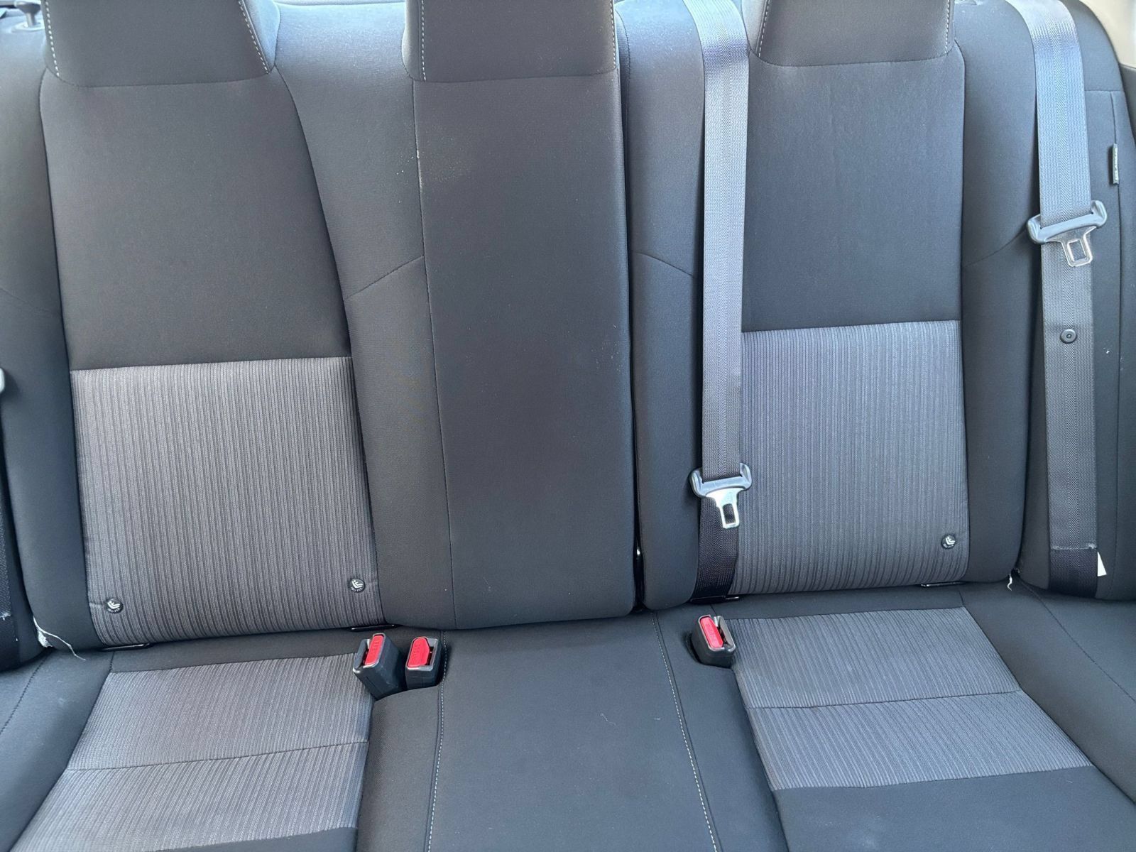 Used 2025 Nissan Sentra SV FWD image 35