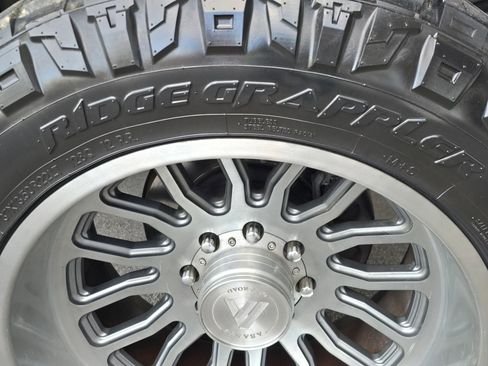 Used 2019 Ford F250 Platinum w/ Platinum Ultimate Package image 47