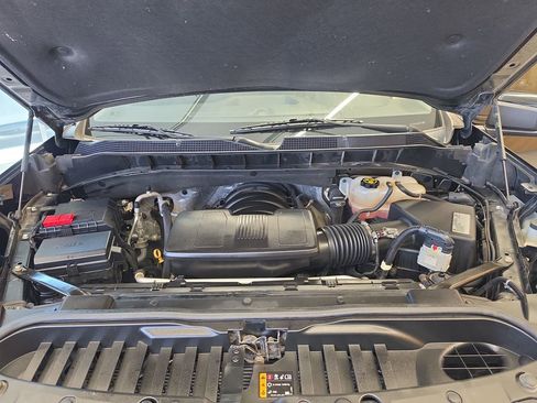 Used 2019 Chevrolet Silverado 1500 LT Trail Boss AWD/4WD image 29